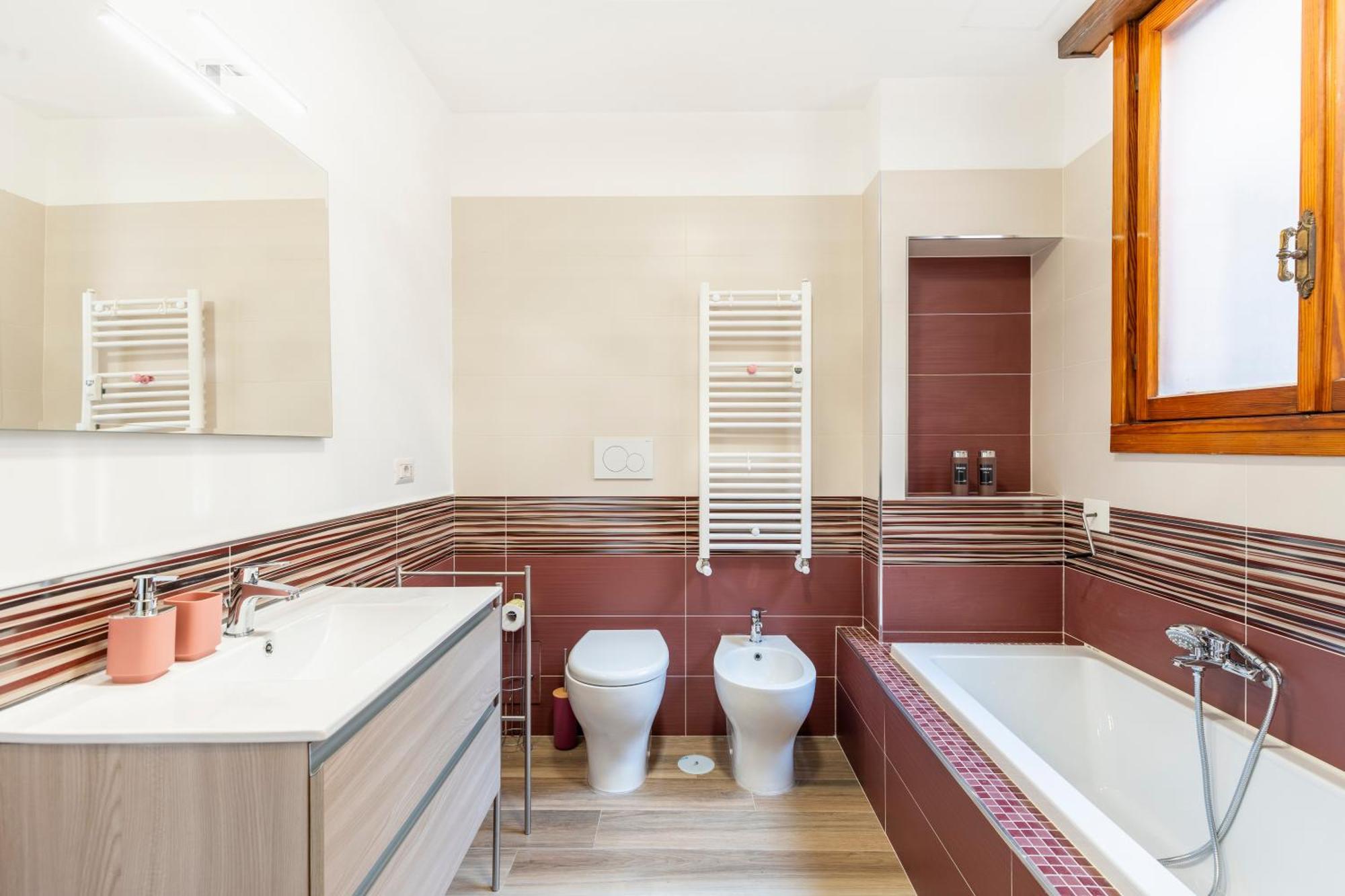 Apartment Parco Degli Acquedotti 2bedroom Rom