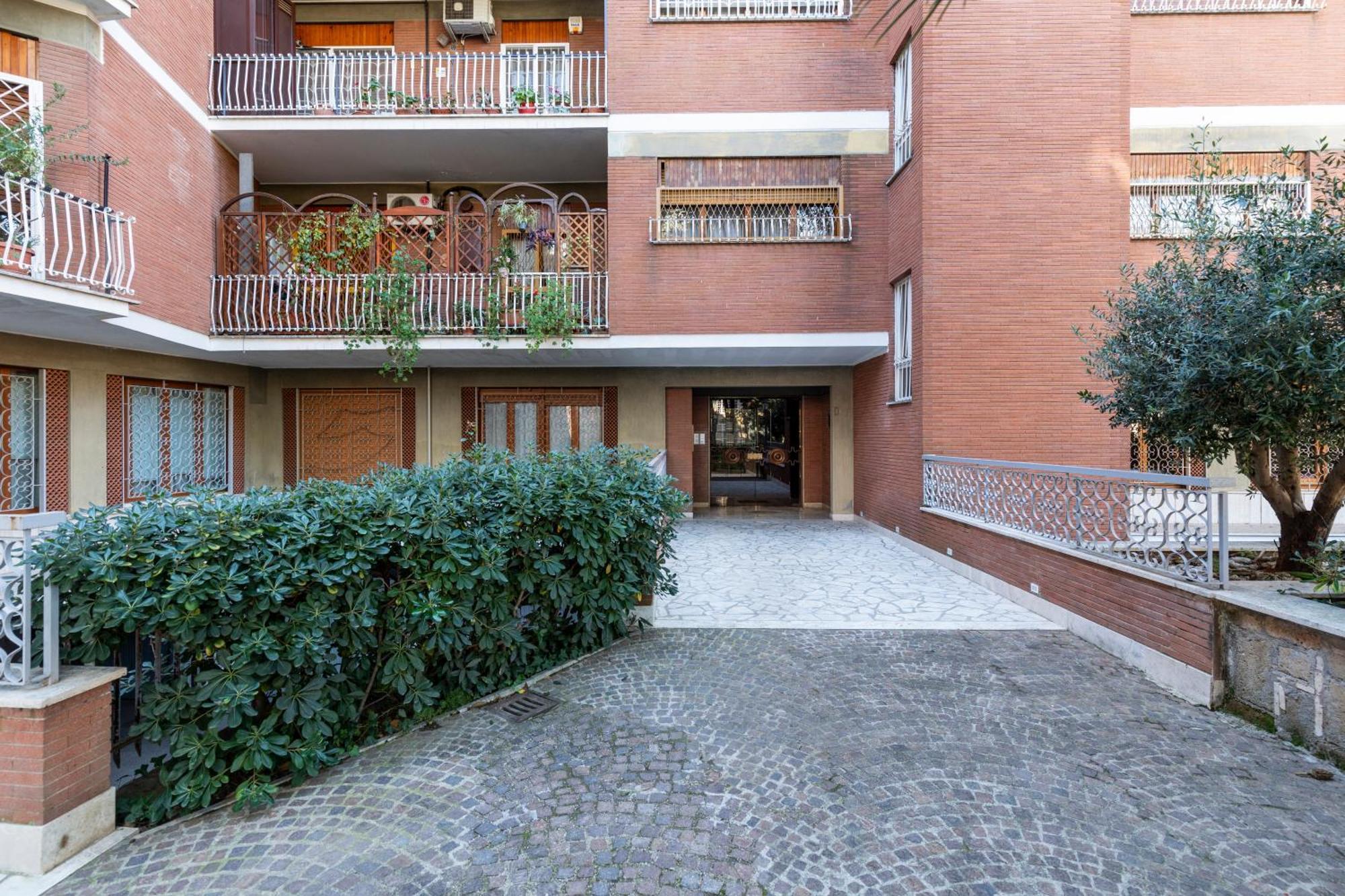 Appartamento Parco Degli Acquedotti 2bedroom *